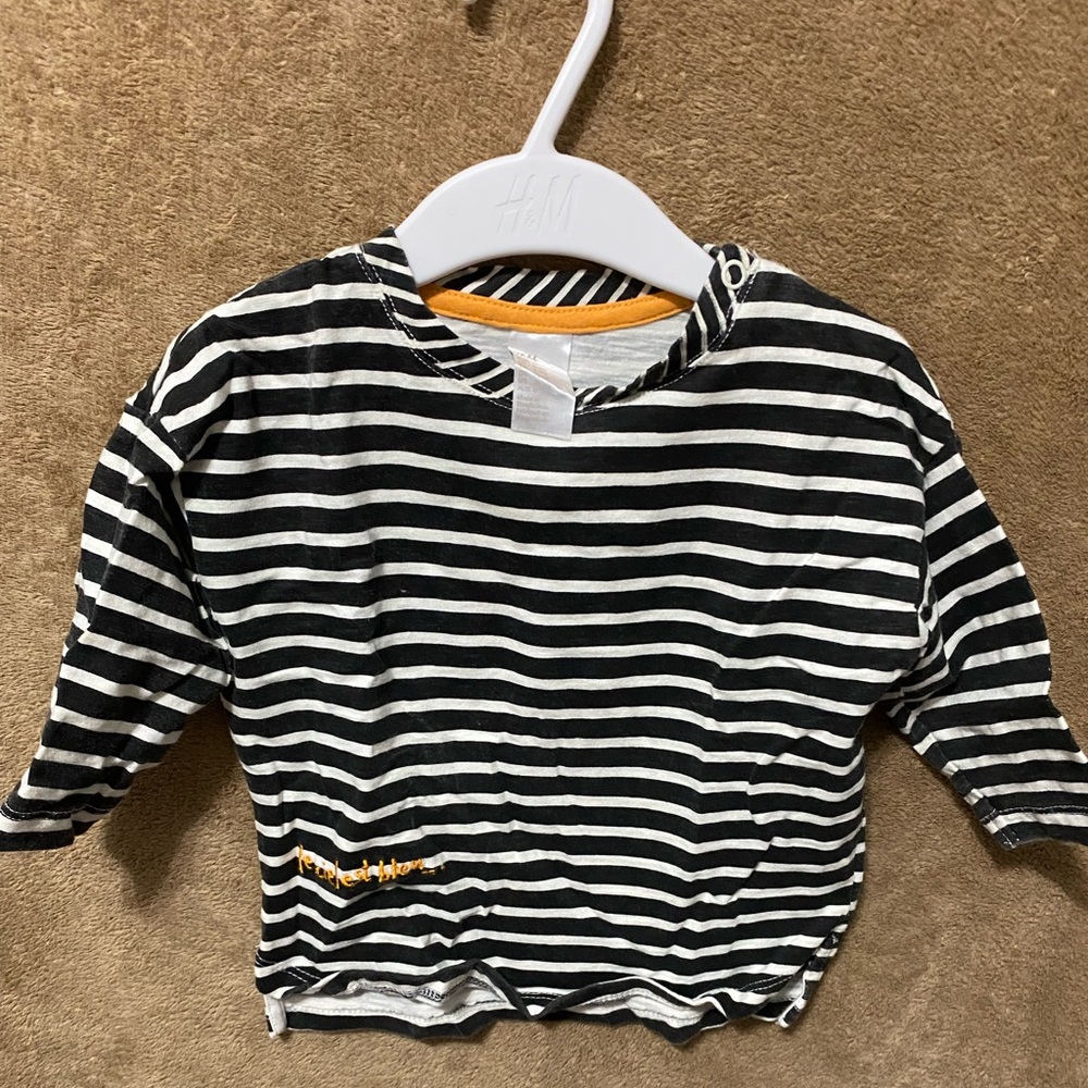 EUC H&M Baby/Toddler Black & White Striped Long-Sleeve Top (Size 6-9mos)